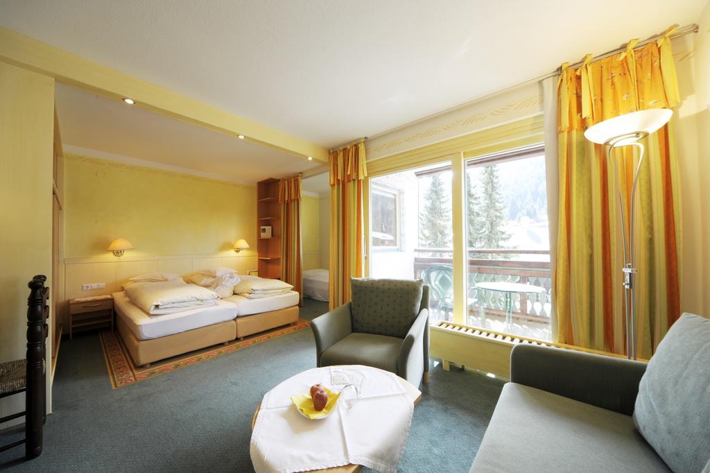 Naturhotel Ortners Eschenhof バド クラインキルヒハイム 部屋 写真