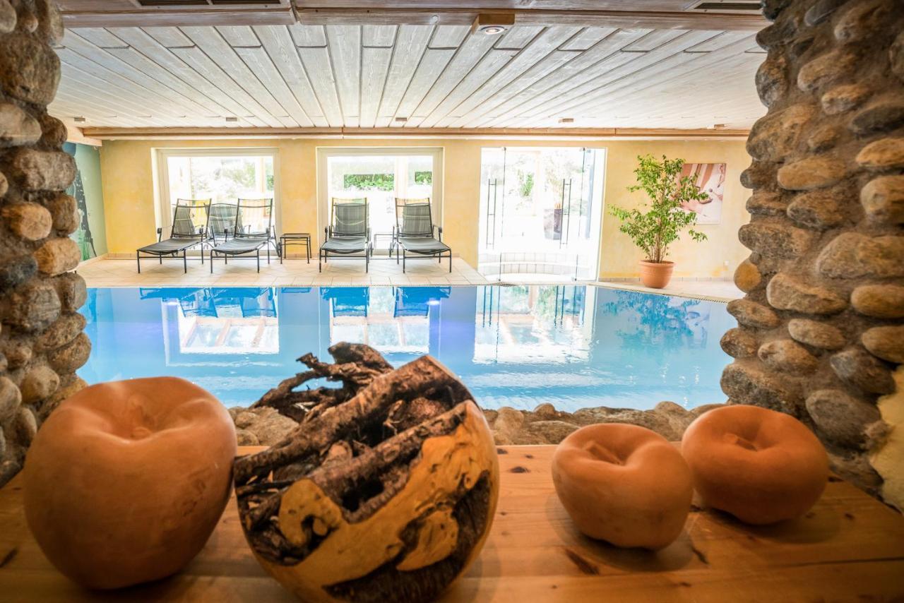 Naturhotel Ortners Eschenhof バド クラインキルヒハイム エクステリア 写真