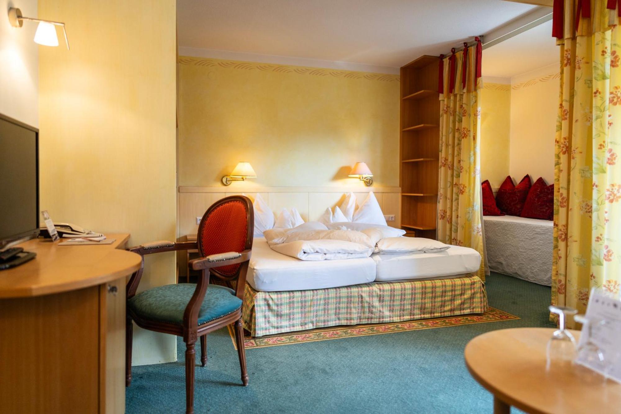 Naturhotel Ortners Eschenhof バド クラインキルヒハイム エクステリア 写真