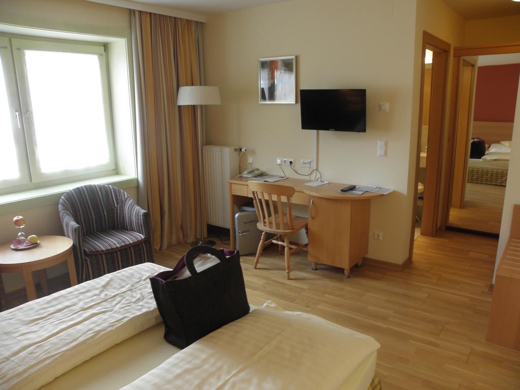 Naturhotel Ortners Eschenhof バド クラインキルヒハイム エクステリア 写真